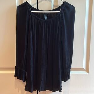 Ladies INC crinkle top!